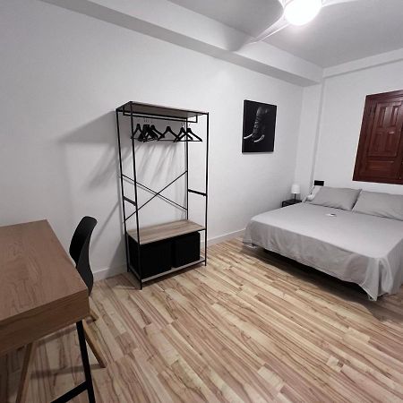Apartamento con patio para 4 en el casco histórico Kordoba Bagian luar foto